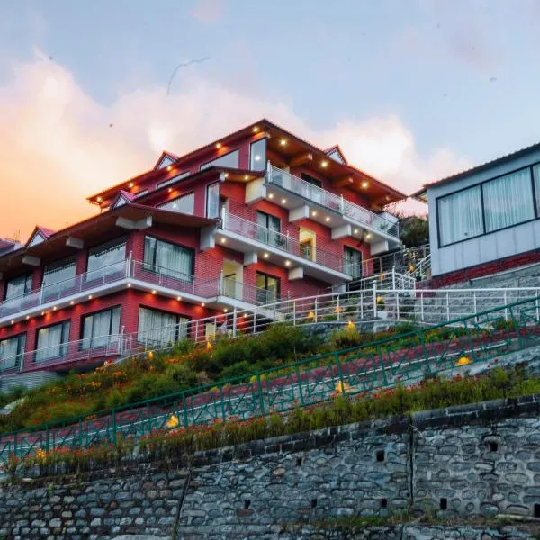 Aaryam Resort, Auli，位于Pīpalkoti的酒店