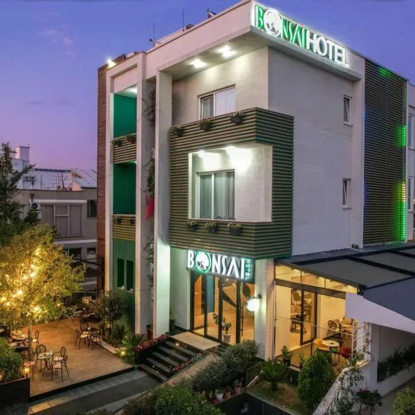 Hotel Bonsai，位于Ibë的酒店