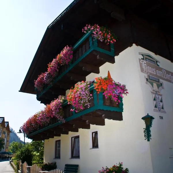 Pension Haus am Dorfplatz，位于弗拉绍的酒店
