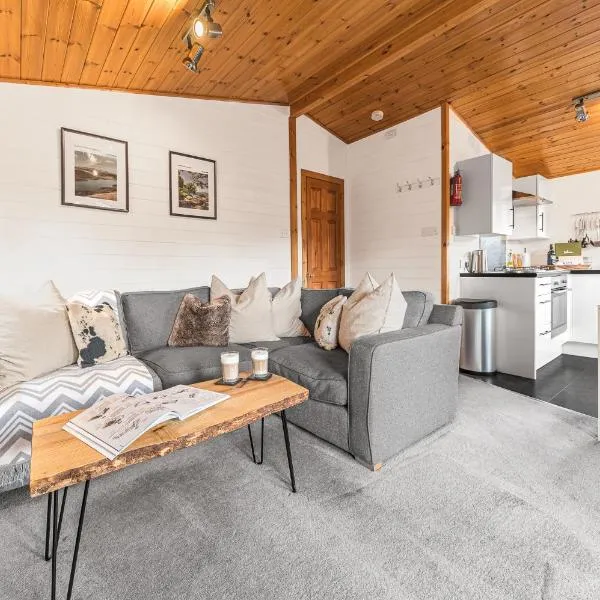 Bowness 45 - 2 bedroom Lake Windermere Lodge，位于温德米尔的酒店