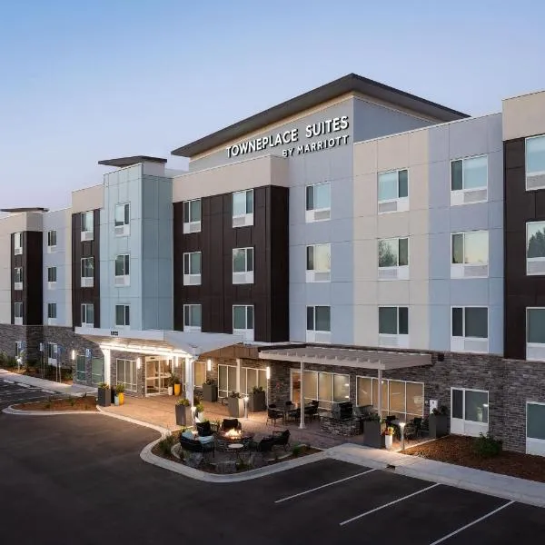 TownePlace Suites by Marriott Denver North Thornton，位于桑顿的酒店