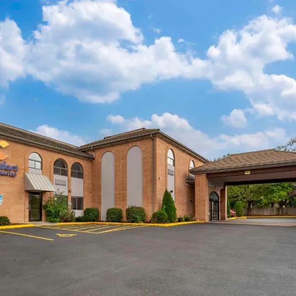Comfort Inn & Suites Mundelein-Vernon Hills，位于Buffalo Grove的酒店