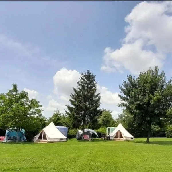 Bellevues Glamping and Camping，位于Mérignac的酒店