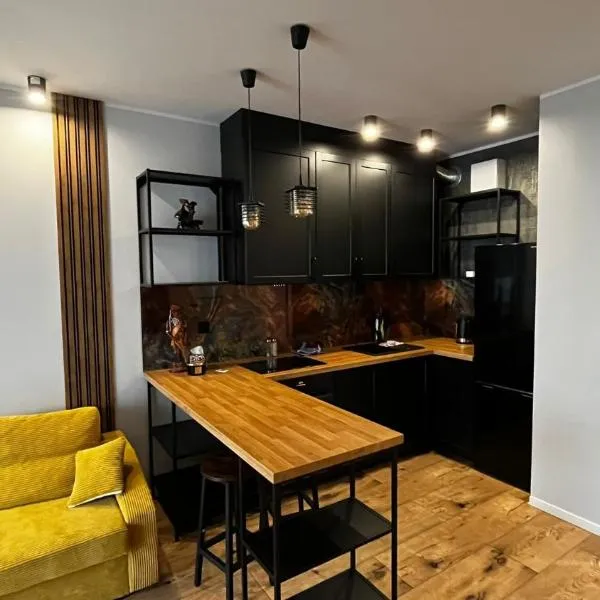 U Tommiego w Gdyni，位于格丁尼亚的酒店