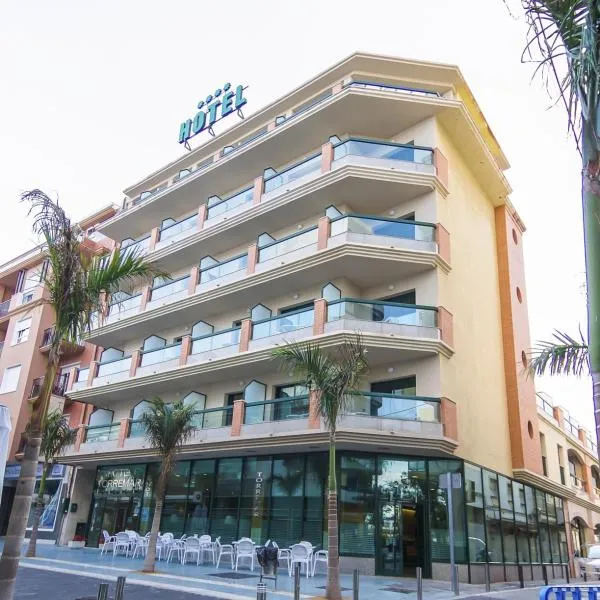 Hotel Torremar - Mares，位于阿尔马亚特阿尔托的酒店