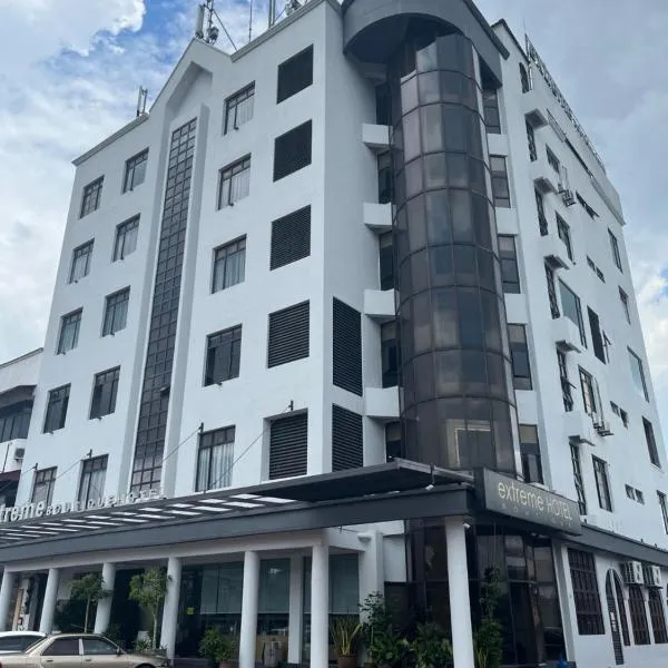 至尊精品酒店，位于Kampong Abdul Majid的酒店