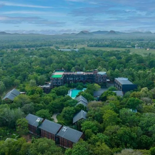 Covanro Sigiriya - Where Heritage Meets Luxury，位于锡吉里亚的酒店
