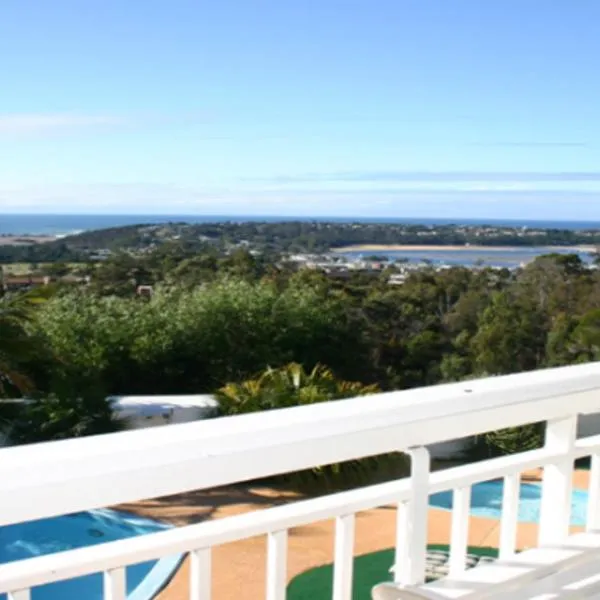 Kingfisher Motel (Adults only)，位于Pambula Beach的酒店