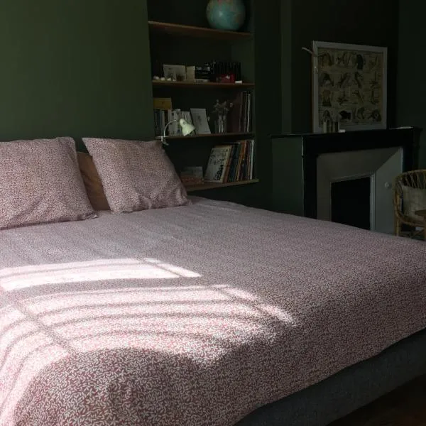 Le bois de mon coeur - studio cosy indépendant，位于Villeneuve-Saint-Germain的酒店
