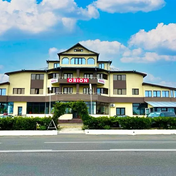 Motel Orion，位于勒姆尼库瑟拉特的酒店