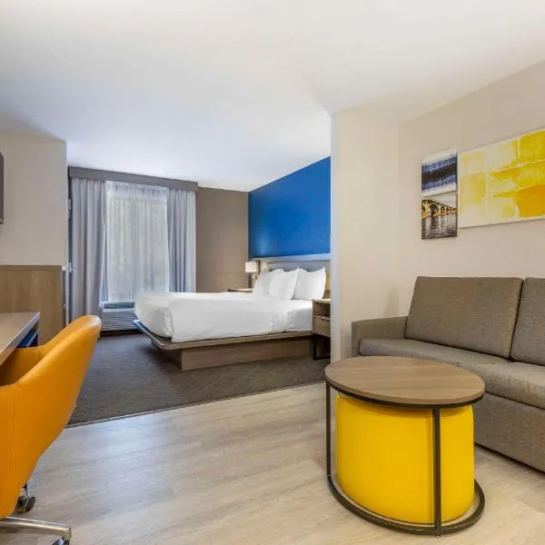 Comfort Suites Columbia Northeast - Fort Jackson，位于哥伦比亚的酒店