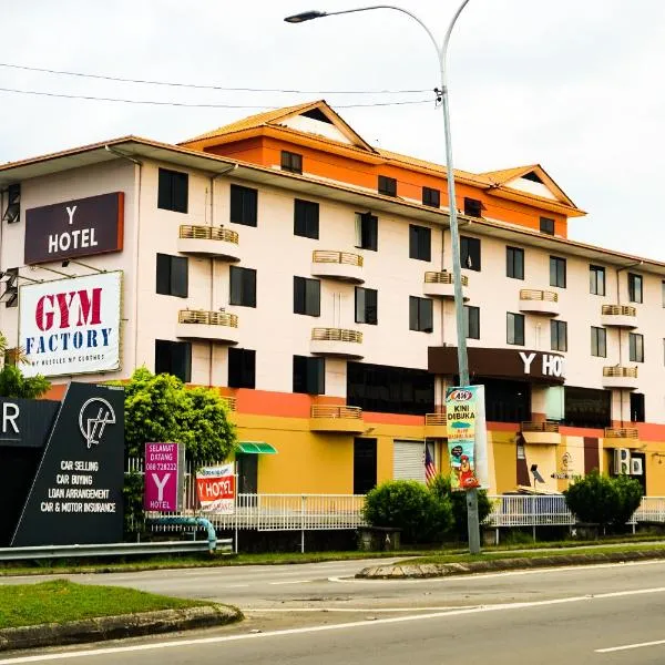 Y Hotel，位于Kampong Ramaya的酒店