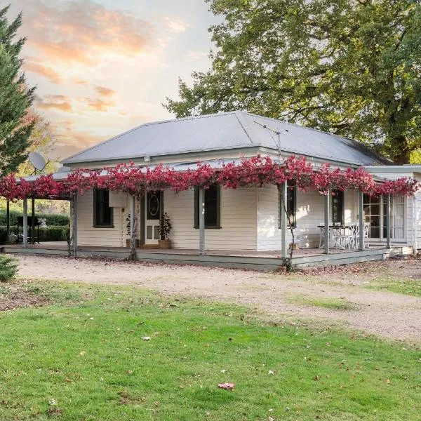 Stirling Homestead Farmstay Cottages Mansfield，位于曼斯菲尔德的酒店