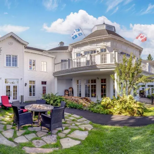 Hilton Grand Vacations Club Tremblant Canada，位于蒙特朗布朗的酒店