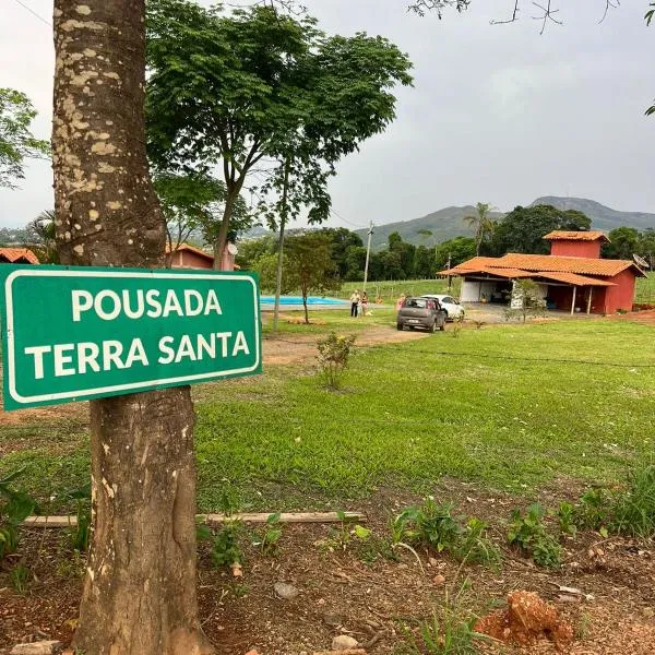 Pousada Terra Santa，位于Cruz的酒店