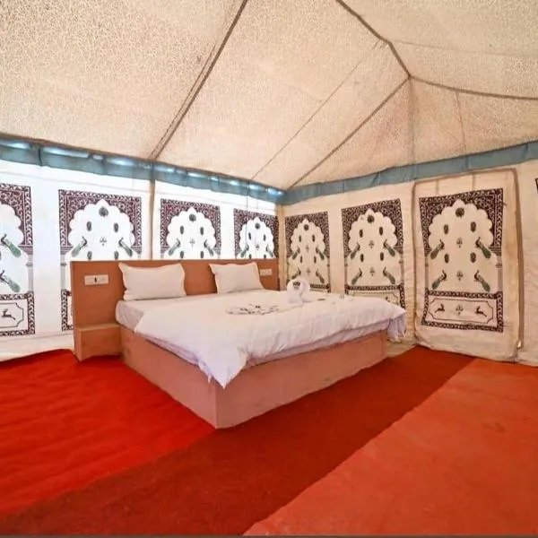 Mohin Desert Safari Camp，位于山姆的酒店