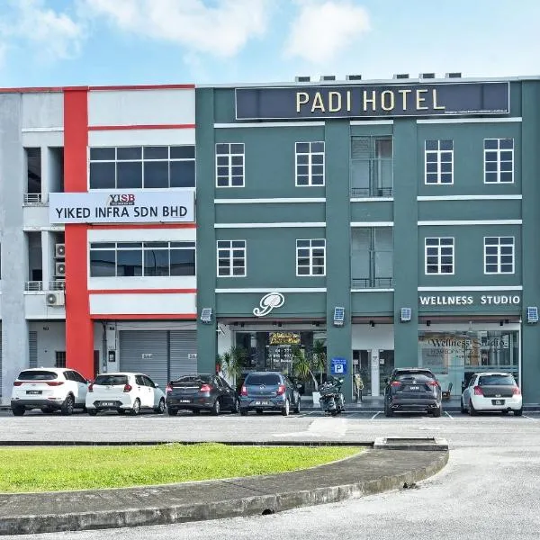 Capital O 90882 Padi Hotel，位于Kampong Sungai Mati的酒店