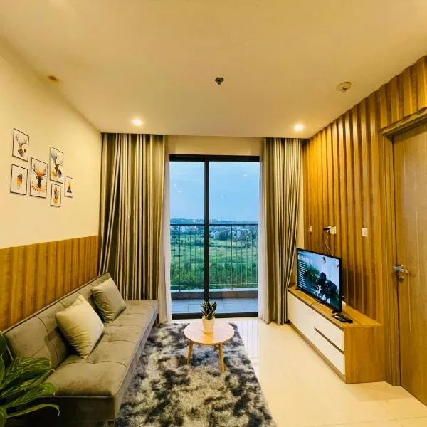 Ti Ti Ari BNB - căn hộ dịch vụ 2 phòng, Vinhomes Grand Park，位于Gò Công的酒店