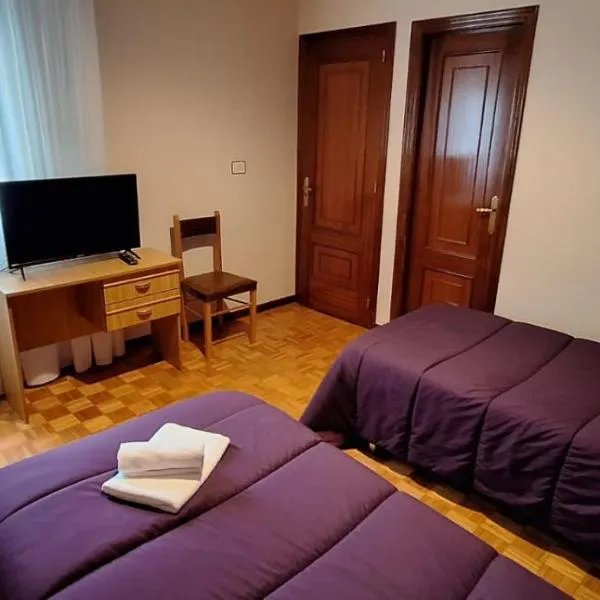 Pensión Río Cenza，位于Villarino de Conso的酒店