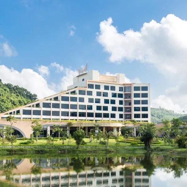 芒人坦迪恩拉姆豪华酒店，位于Hoang Mai的酒店