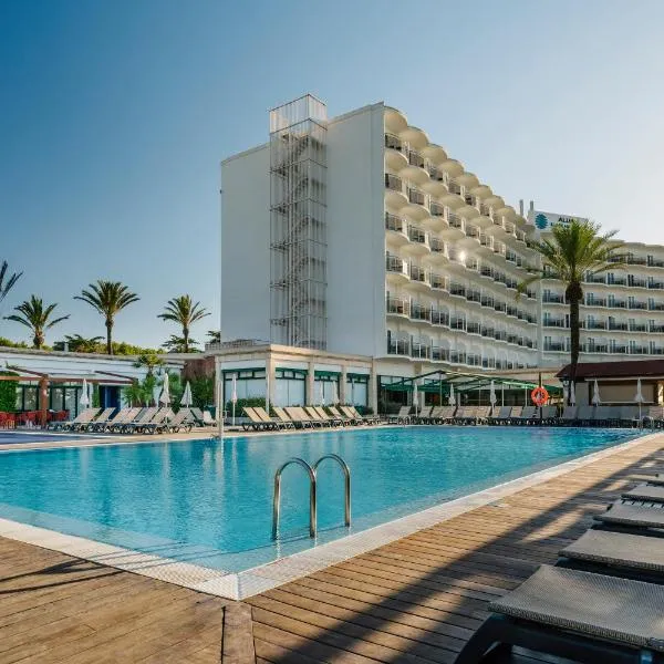 Alua Illa de Menorca，位于萨尔加的酒店