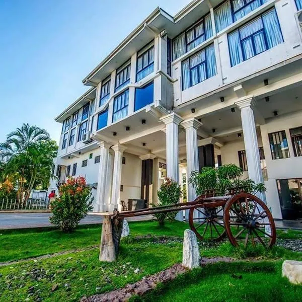 G.M.T.SORABORA VILLAGE HOTEL，位于Gonagala的酒店