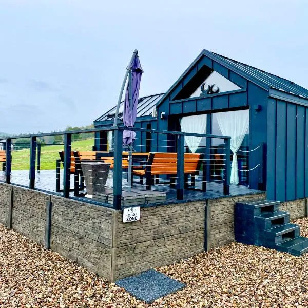 Moon Hill's Lord，位于Jeżów Sudecki的酒店