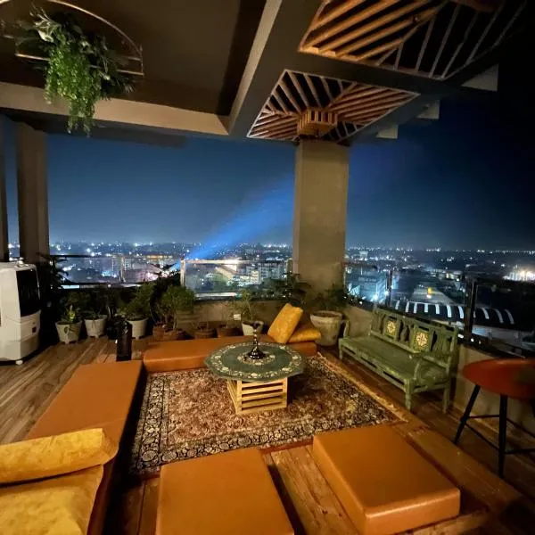 Luxury Penthouse with Taj Mahal view，位于阿格拉的酒店