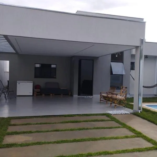 Linda casa com piscina，位于里贝朗普雷托的酒店