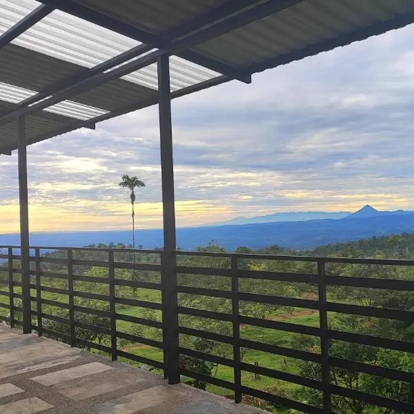 Río Celeste Nature View，位于Upala的酒店