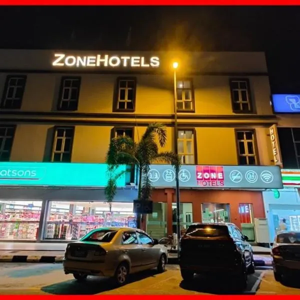 ZONE Hotels, Telok Panglima Garang，位于Kampong Kebun Baharu的酒店