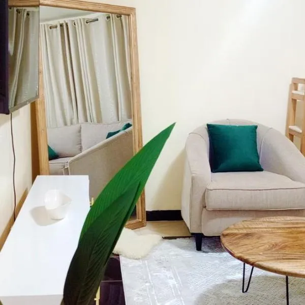 Cozy Room in ClayCity, Kasarani near Camp David，位于Tatu City的酒店