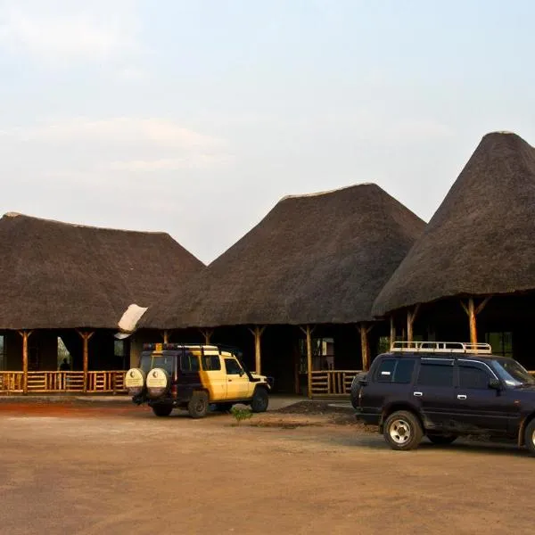 Euphorbia Safari Lodge，位于Kasenyi的酒店