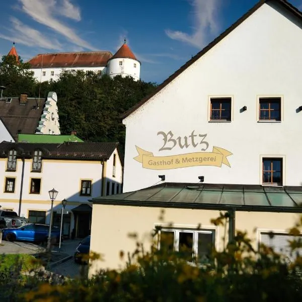 "beim Butz"，位于多瑙河畔韦尔特的酒店