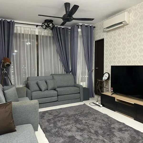 The Heights Residence Condo Ayer Keroh Melaka WIFI 100mbps，位于艾尔克如的酒店