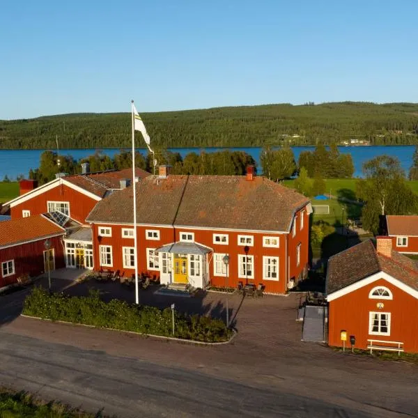 STF Undersvik Gårdshotell & Vandrarhem，位于Arbrå的酒店