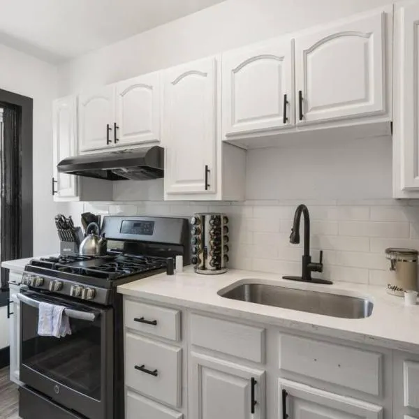 Center City Philly Home, Cozy 1-BR, Ideal Location for 4 Guests!，位于费城的酒店