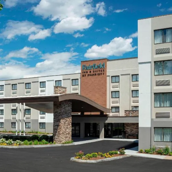 Fairfield Inn & Suites by Marriott Providence Airport Warwick，位于沃里克的酒店