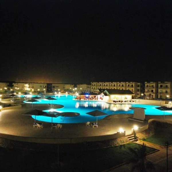 Regina Resort El Sokhna，位于艾因苏赫纳的酒店