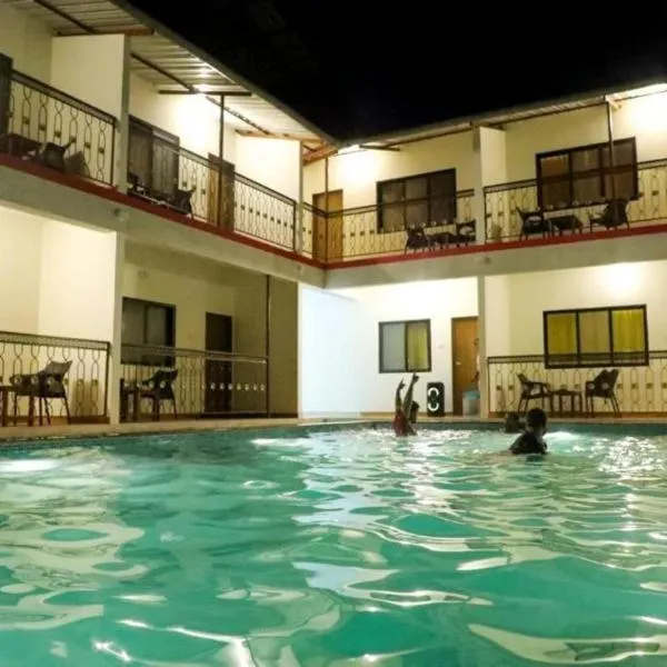Mokalbaug Beach Resort，位于纳加奥恩的酒店