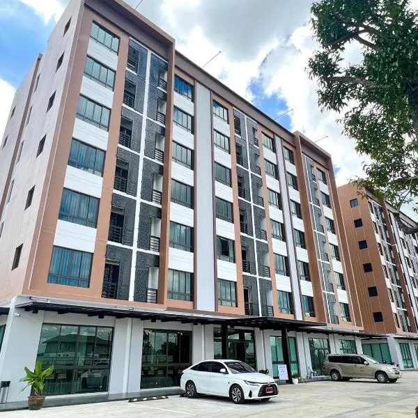 JIA HAUS Hotel Apartment，位于Ban Muang Faek的酒店
