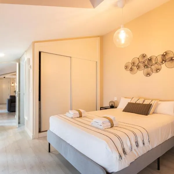 INSIDEHOME Apartments - La Casita de Montse，位于Paredes de Nava的酒店