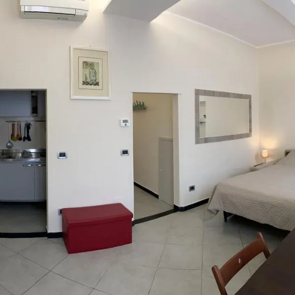 La casetta del marinaio - the sailor's cottage，位于基亚瓦里的酒店