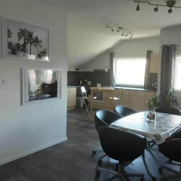 Appartement Andrea，位于Galambok的酒店