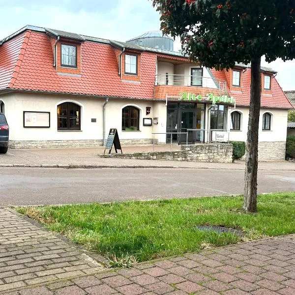 Hotel Alte Apotheke，位于Zöschen的酒店