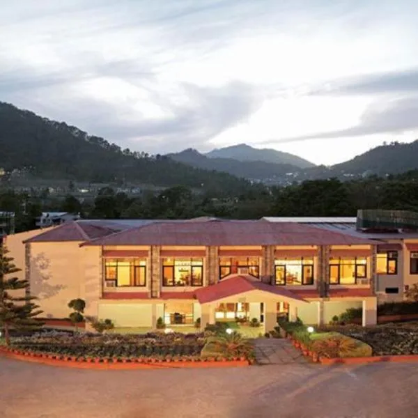 Country Inn Nature Resort Bhimtal，位于比姆塔尔的酒店