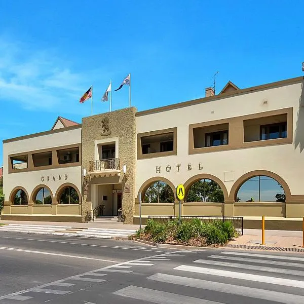 米尔迪拉格兰德品质酒店，位于Gol Gol的酒店