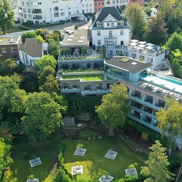胡格尔别墅酒店，位于Konz-Oberemmel的酒店