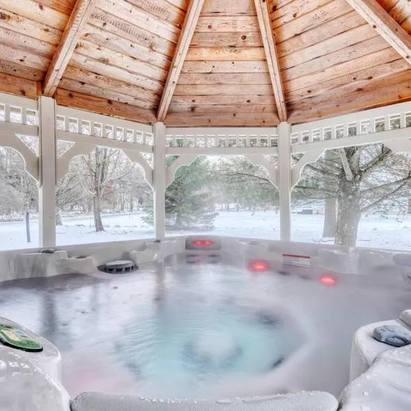 Antler Ridge: 3BDR w Hot Tub & Game Room，位于Albrightsville的酒店
