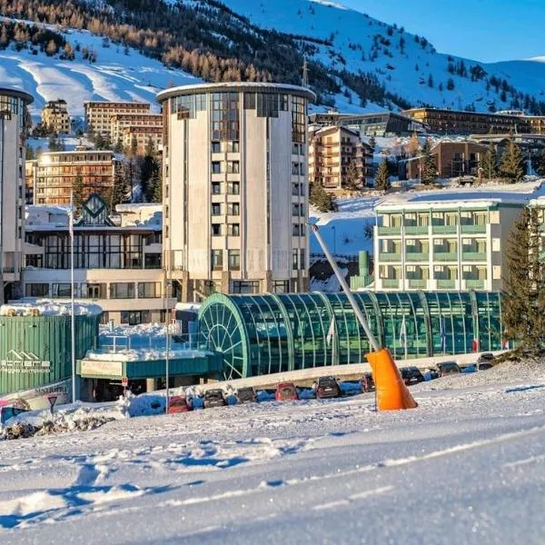 villaggio olimpico，位于塞斯特雷的酒店